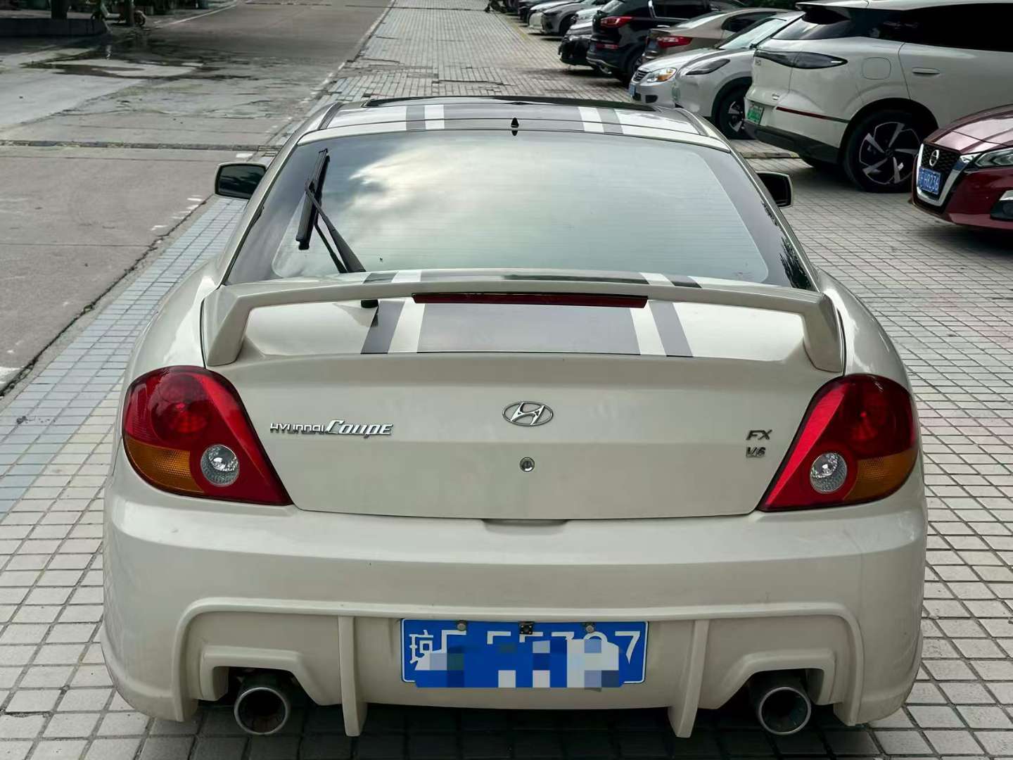Hyundai Coupe Automatic 2.7 8