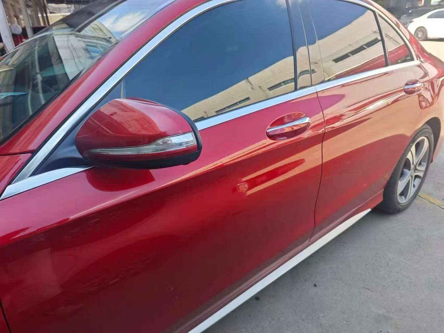 Mercedes-Benz C-Class 4