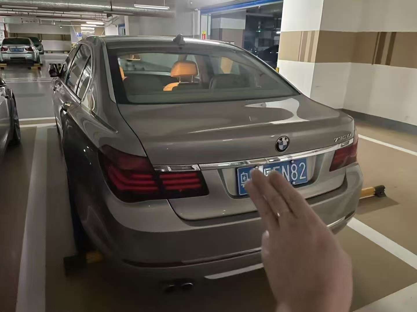 BMW 7 Series 730Li Luxury 3