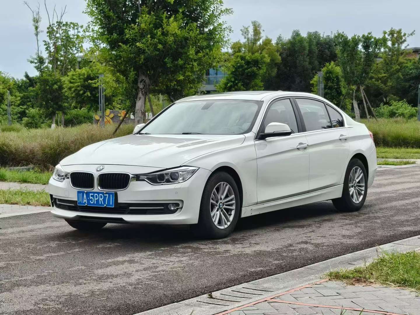 BMW 3 Series 2014 320Li Fashion