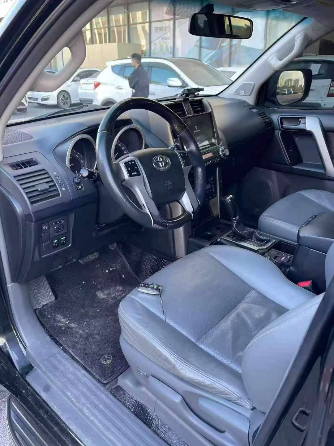 Toyota Prado 2013 2.7L Automatic 4WD 7