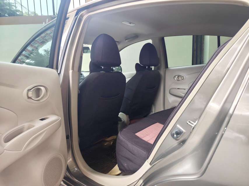 Nissan Sunny 6