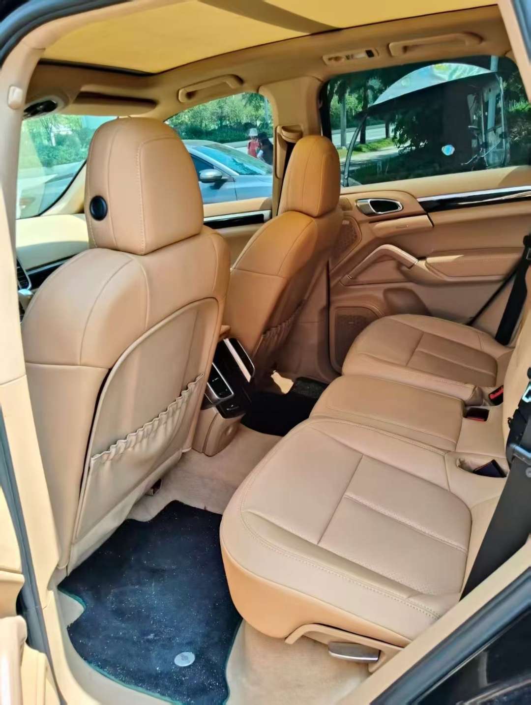 Porsche Cayenne 3.0T 4