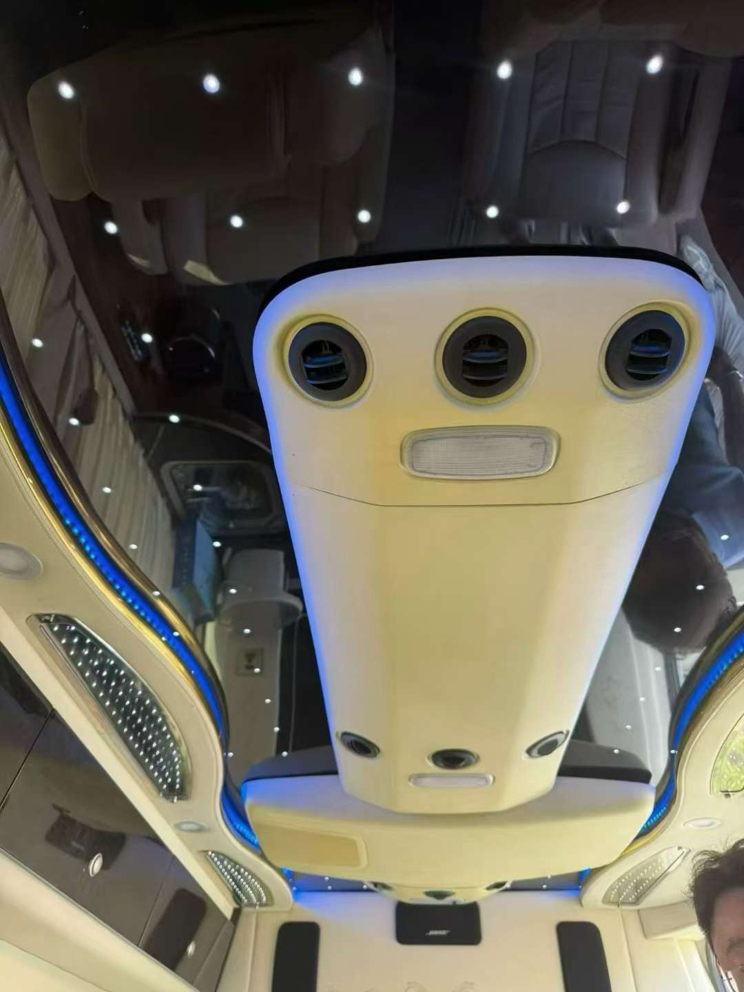 Mercedes-Benz Sprinter 9