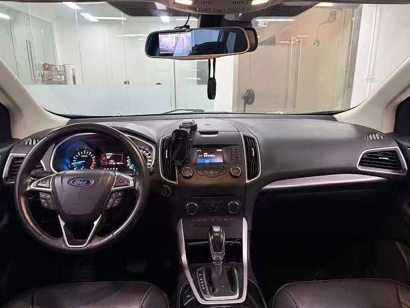 Ford Edge 2017 EcoBoost 245 FWD Platinum 5-Seat 5