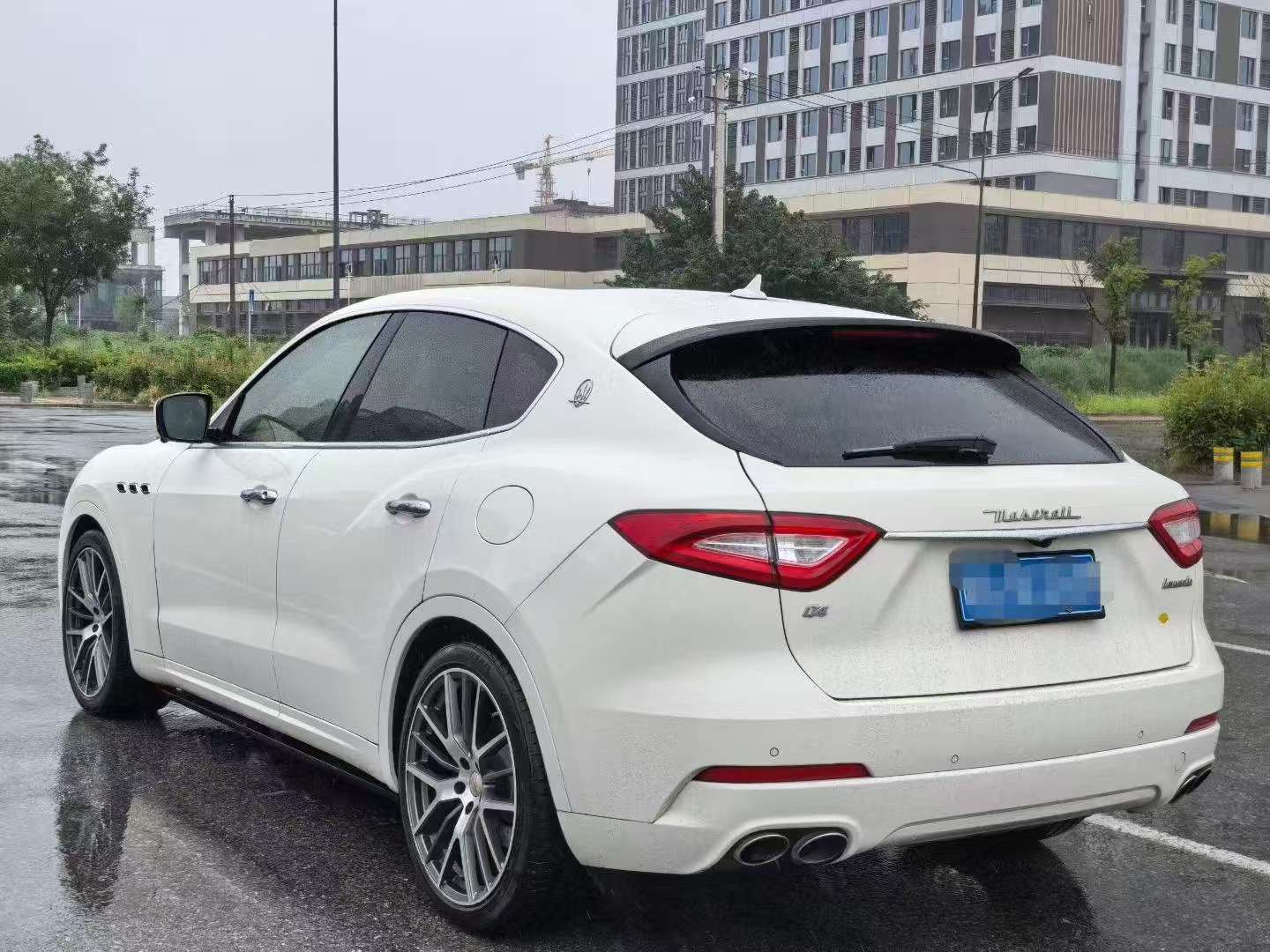 Maserati Levante 3.0T 4
