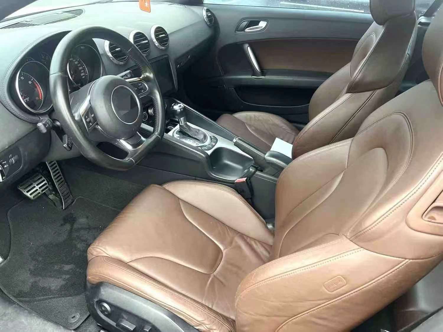 Audi TT 2