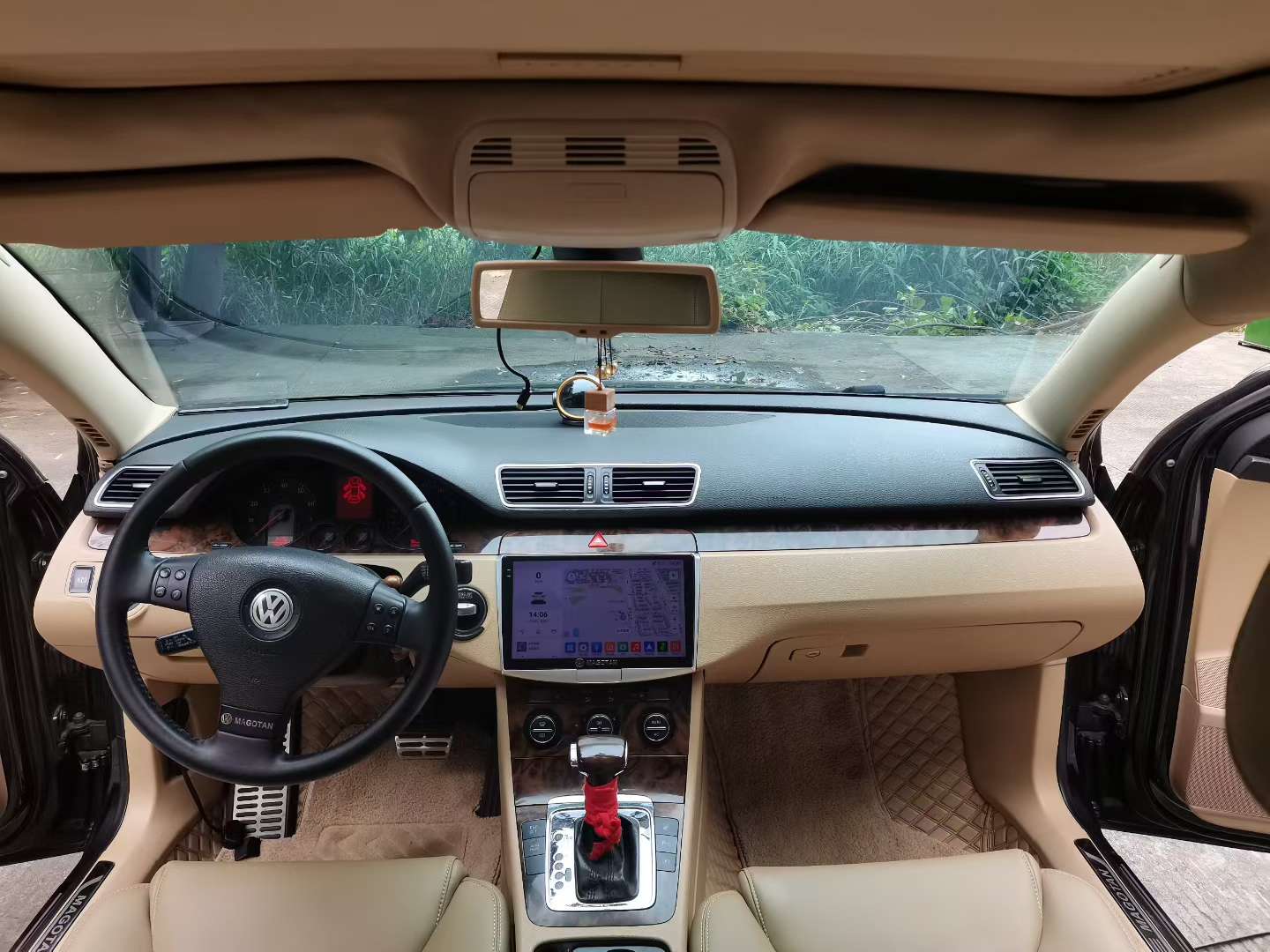 Volkswagen Magotan 1.8T Luxury 9