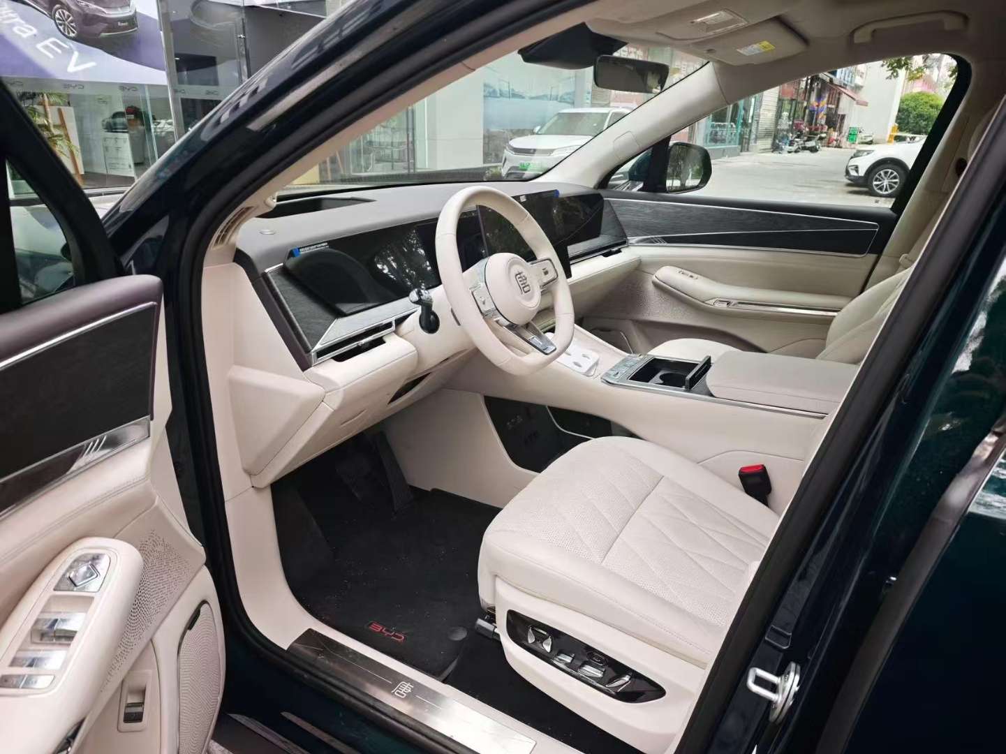 BYD Tang 2026 Pure Electric 850KM AWD Laser Radar Flagship 3