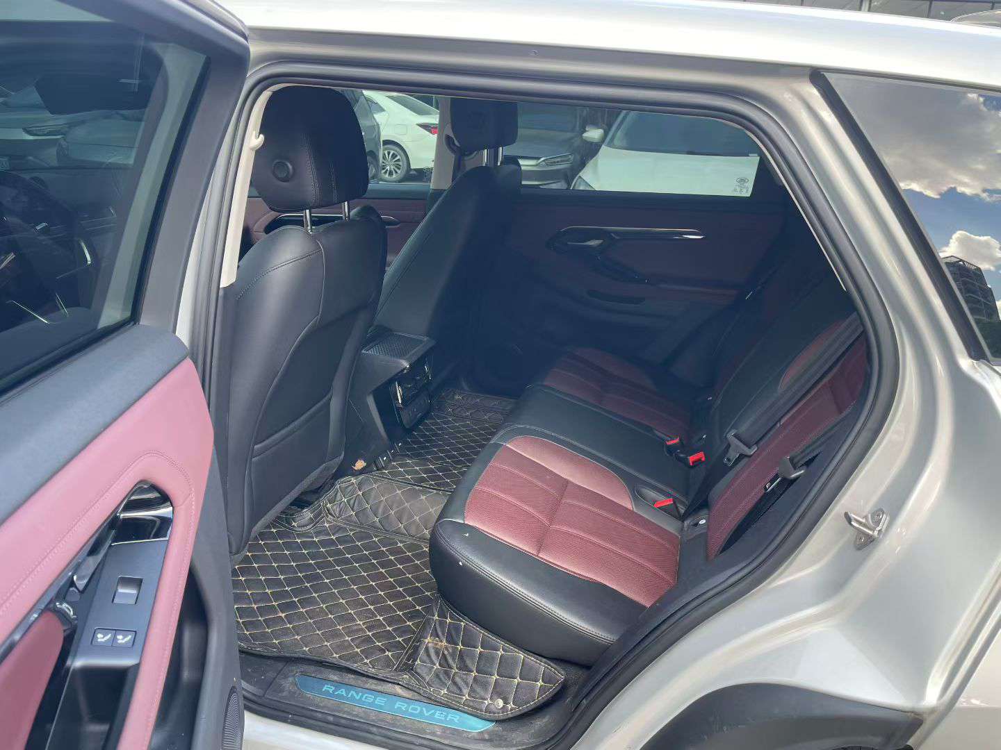 Land Rover Range Rover Evoque 8