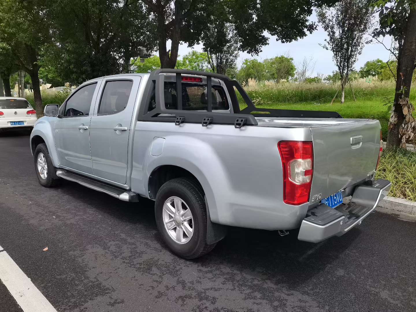 Isuzu Raiser 2.8T Diesel 4WD Long Bed 5
