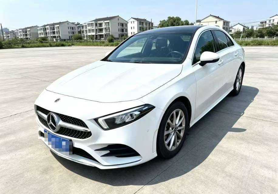 Mercedes-Benz A-Class 2