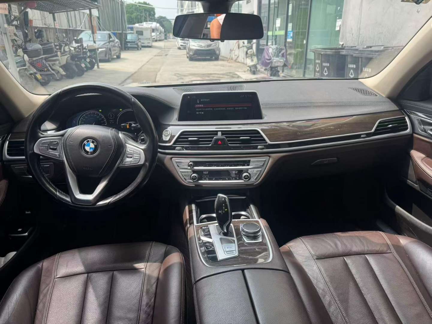 BMW 7 Series 730Li Leading Excellence 5
