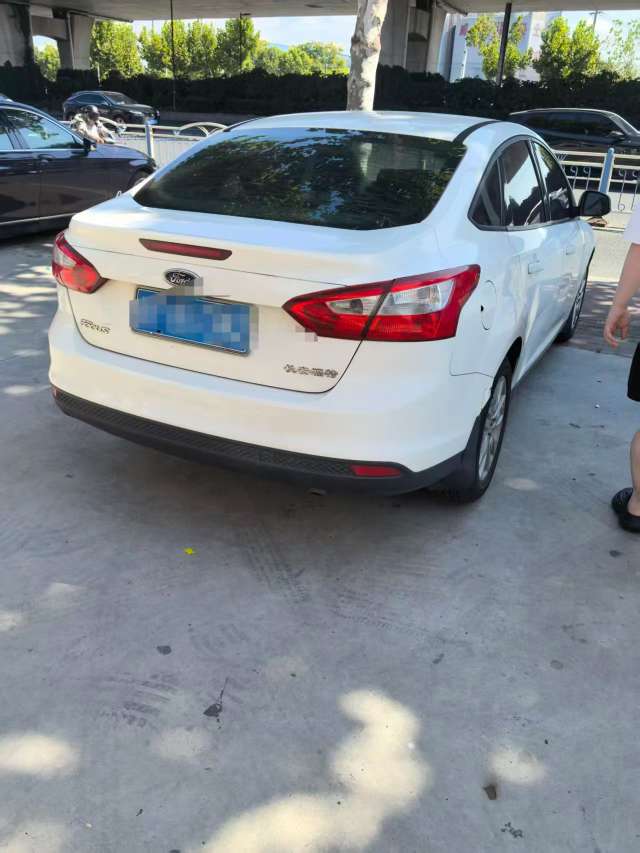 Ford Focus 2013 1.6L Automatic 5