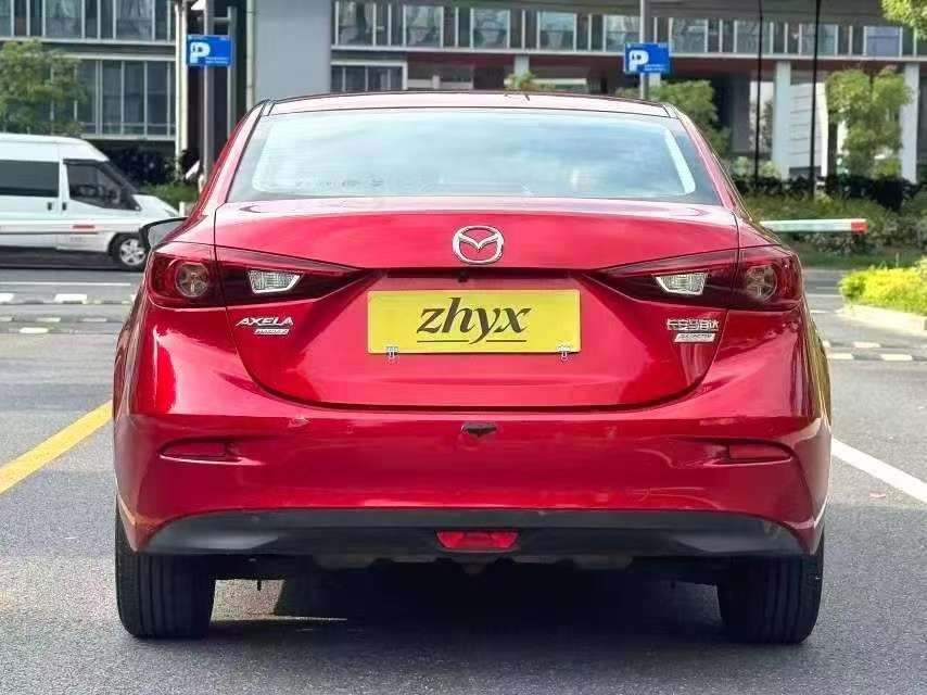 Mazda 3 1.5L Automatic Sunroof Luxury Edition 4