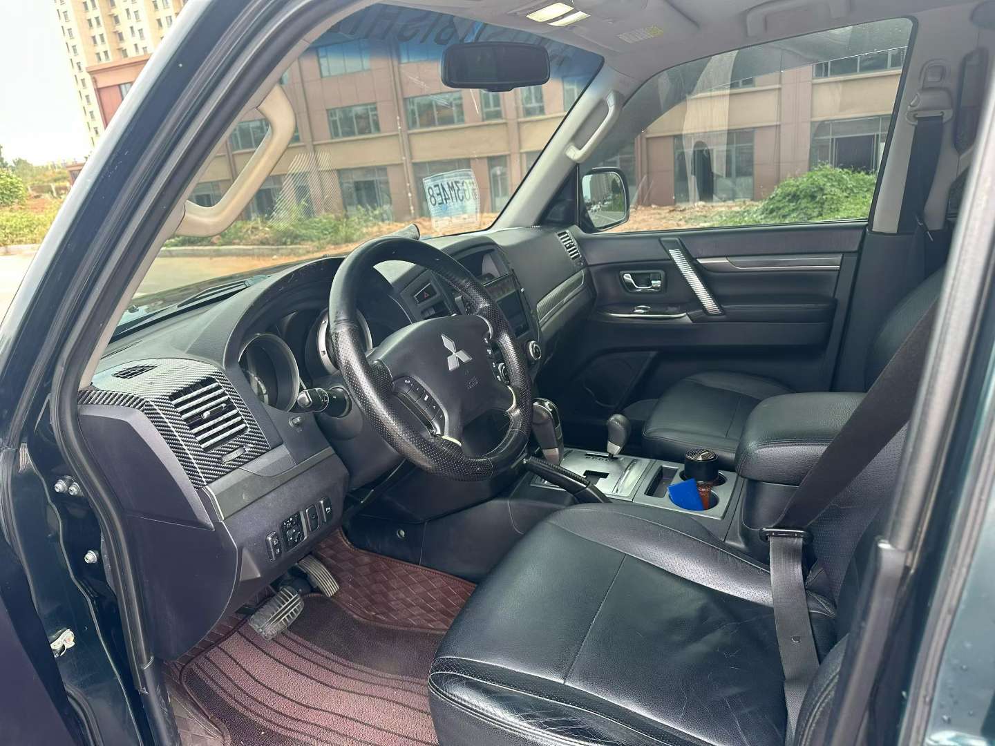 Mitsubishi Pajero 3.0L V6 Mechanical Super Select 4WD 7-Seater 6