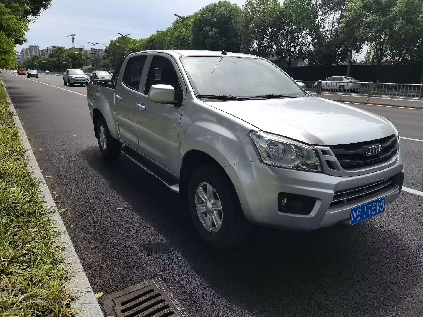 Isuzu Raiser 2.8T Diesel 4WD Long Bed 2