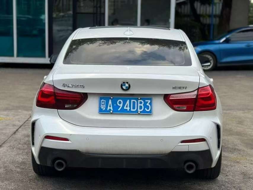 BMW 1 Series 1.5T M Sport Night Edition 3