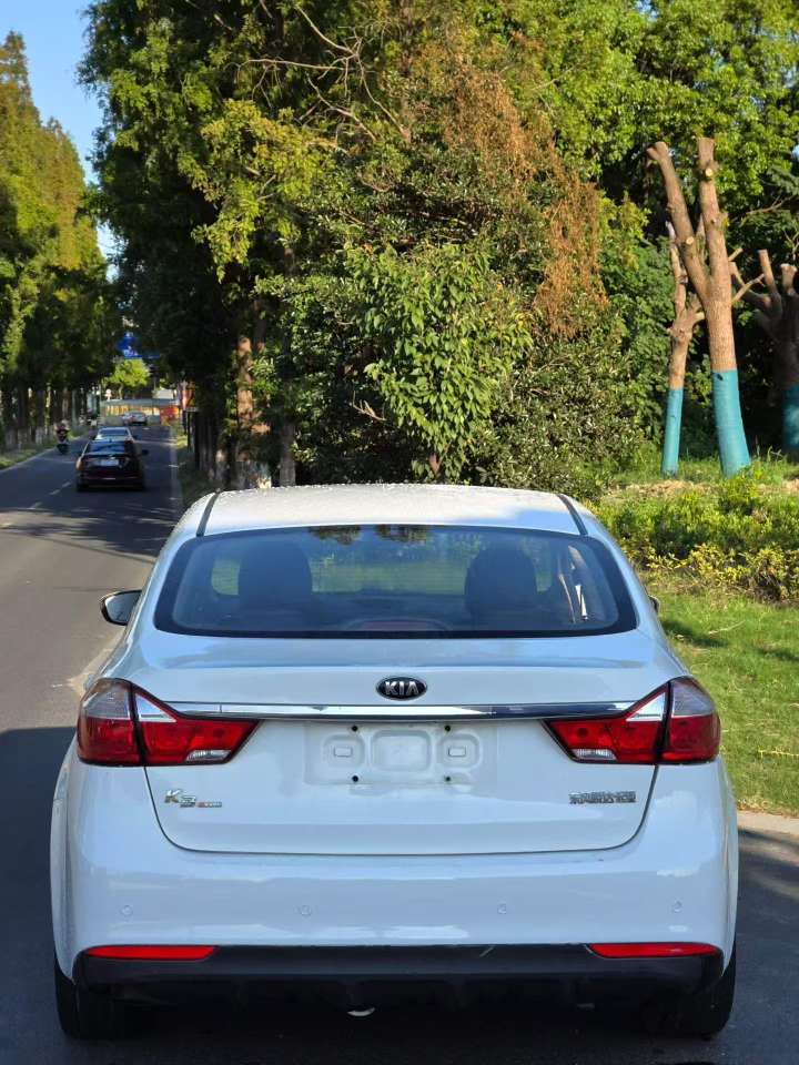 Kia K3 5