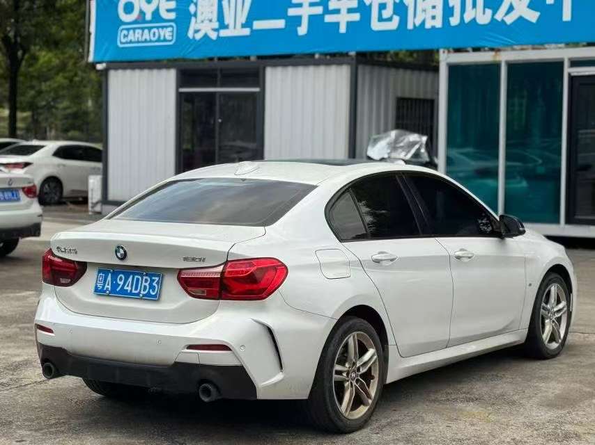 BMW 1 Series 1.5T M Sport Night Edition 4