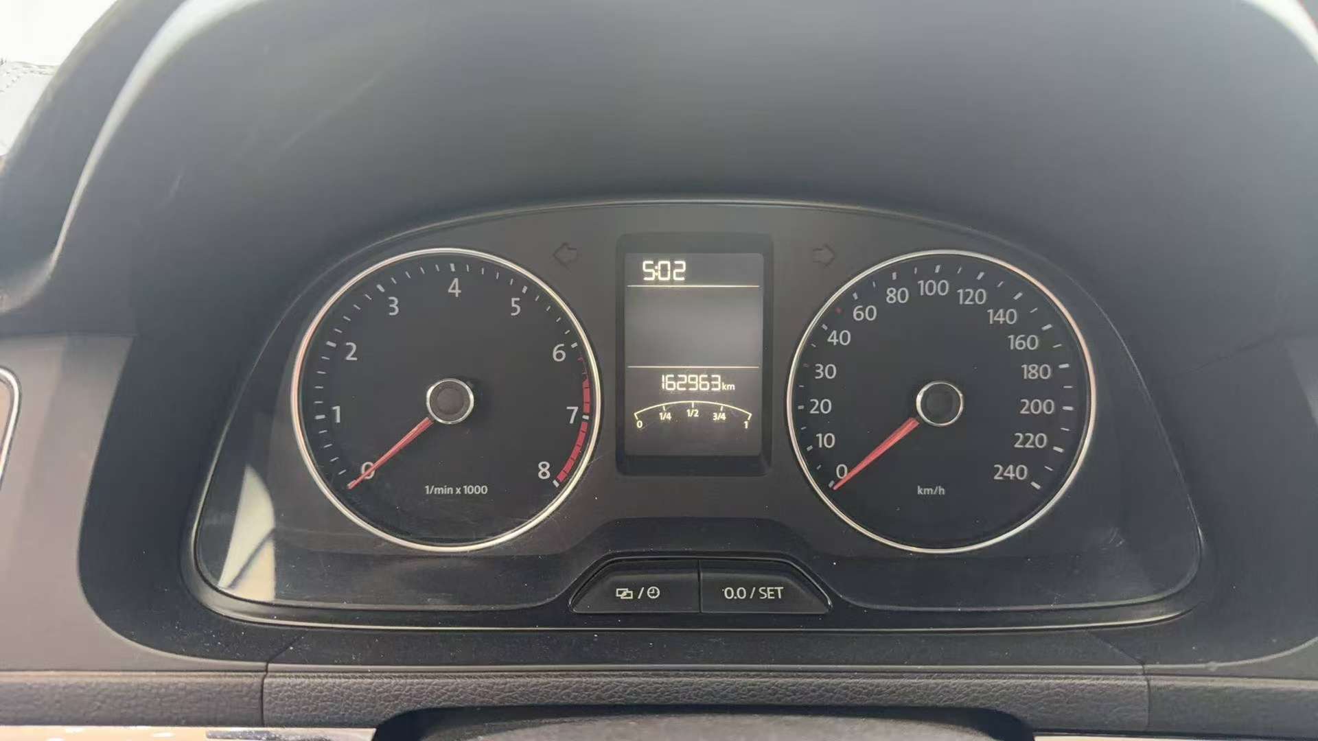 Volkswagen Lavida Plus 1.6L Premium Trim 6