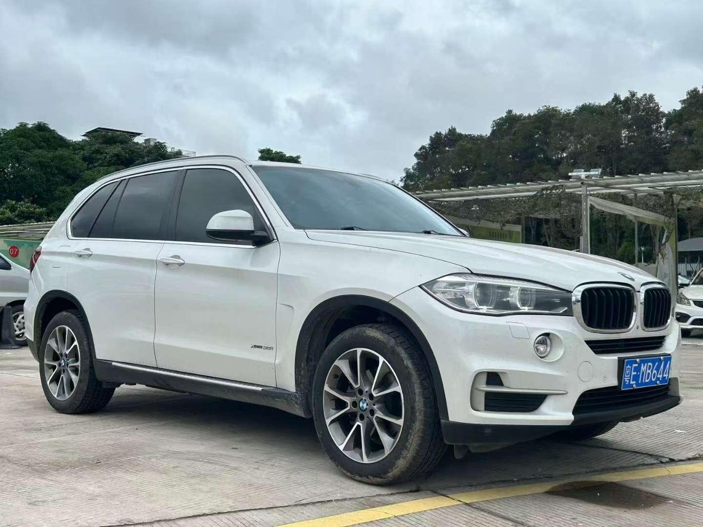 BMW X5 2014 xDrive 35i Elegant 3
