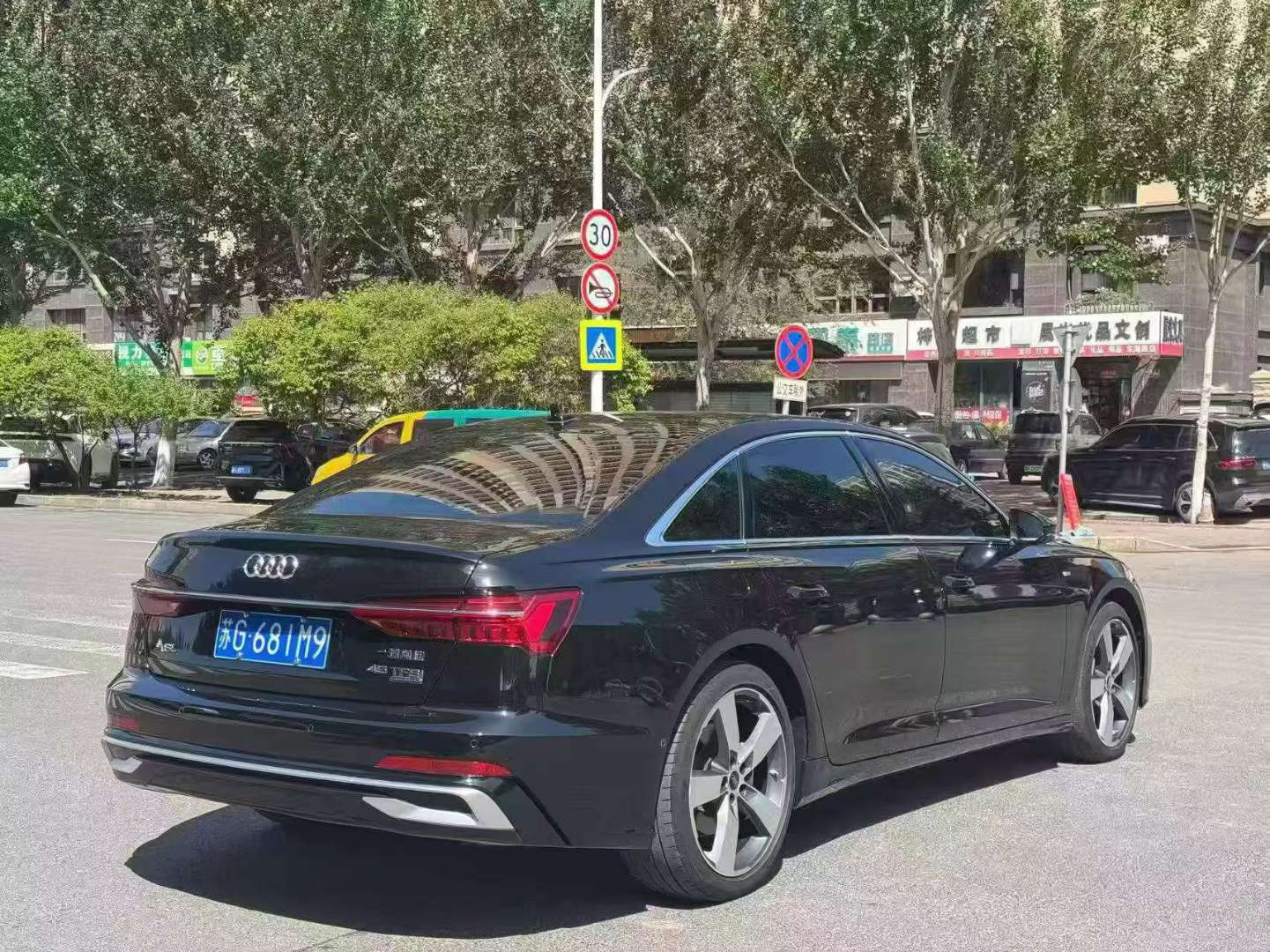 Audi A6L 2023 45 Quattro 4