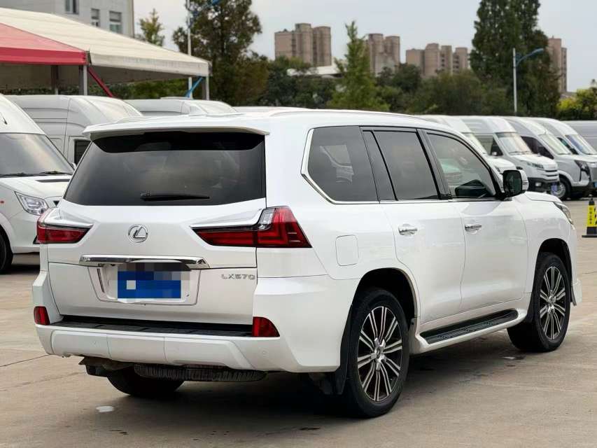 Lexus LX 2017 LX570 5.7 Premium Luxury Edition 8-Seater 8