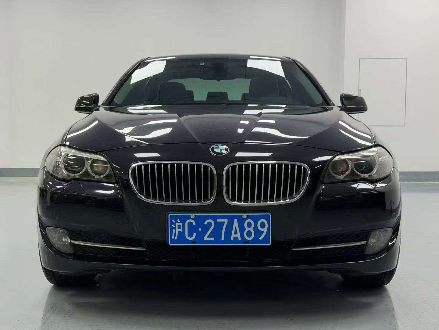BMW 5 Series 525Li 2