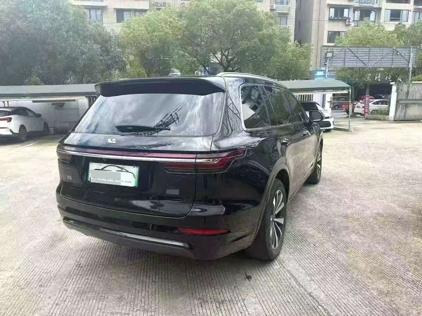 Li Auto ONE 1.2T Range-extended 6-Seater 4