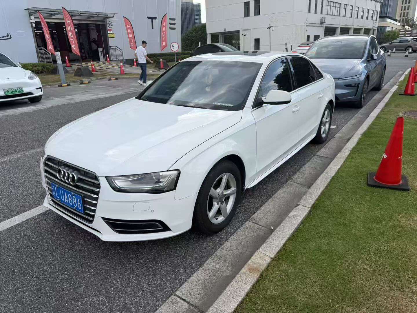 Audi A4L 2014 35