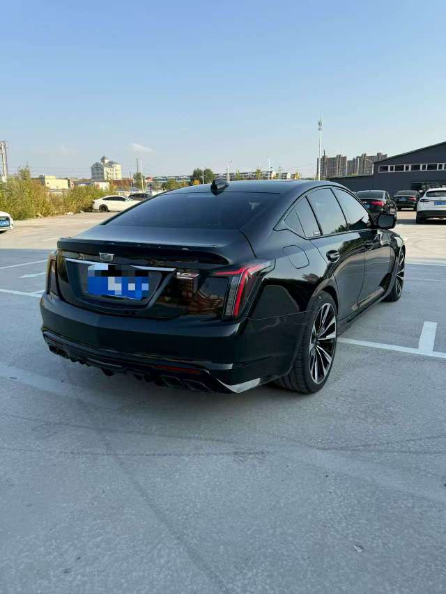 Cadillac CT5 Facelift Platinum Sport 5