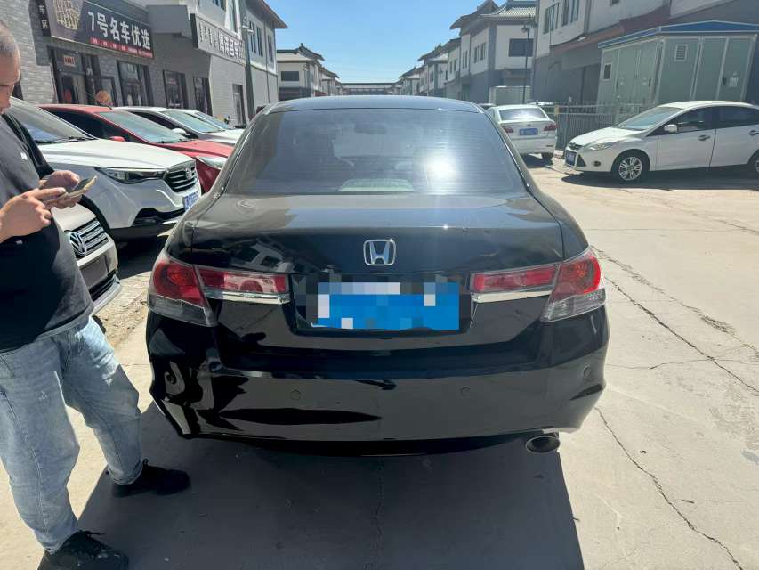 Honda Accord 2013 Top Trim 4
