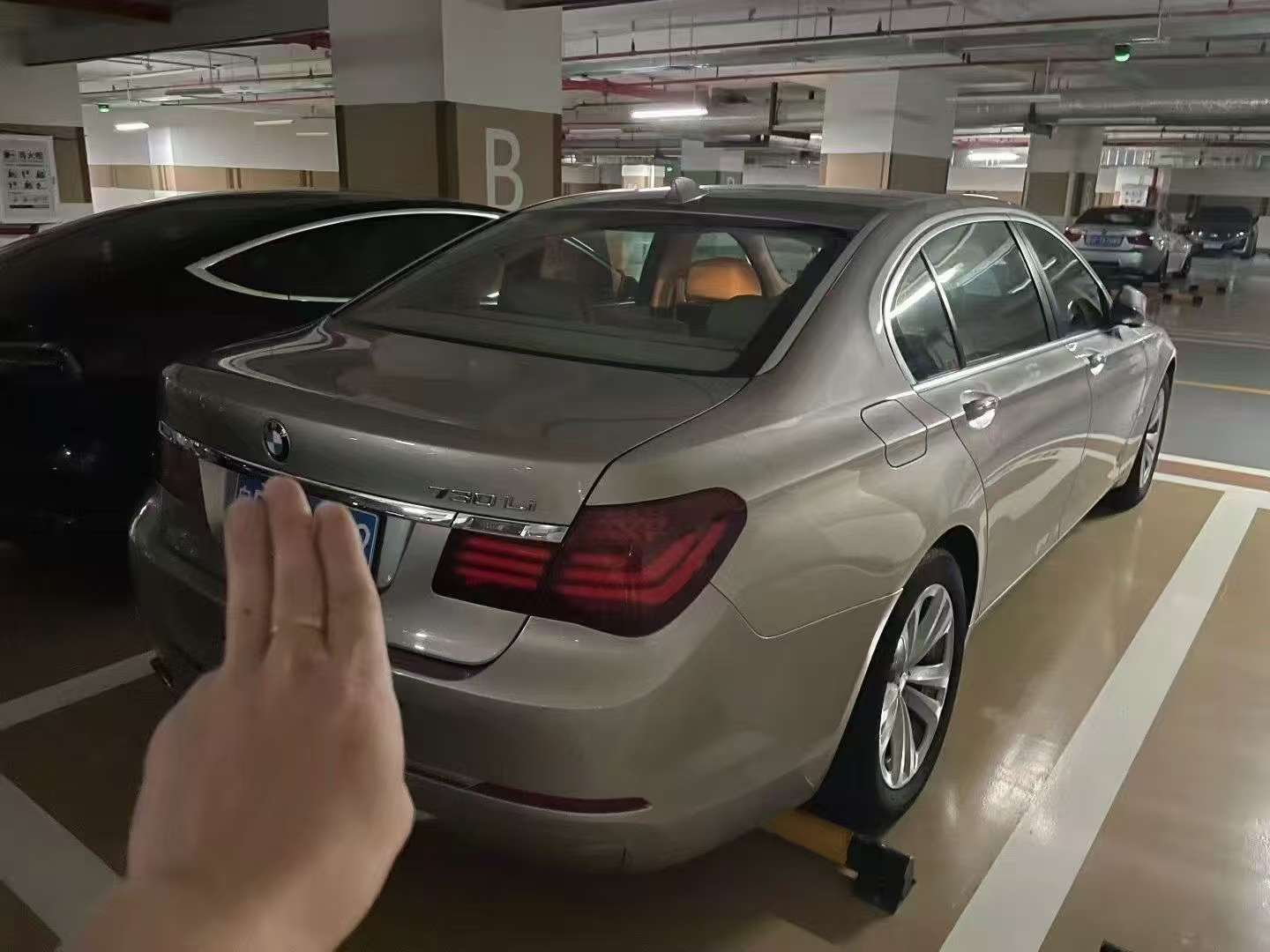 BMW 7 Series 730Li Luxury 4