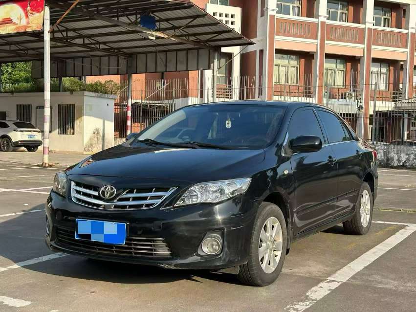 Toyota Corolla 1.6L Manual