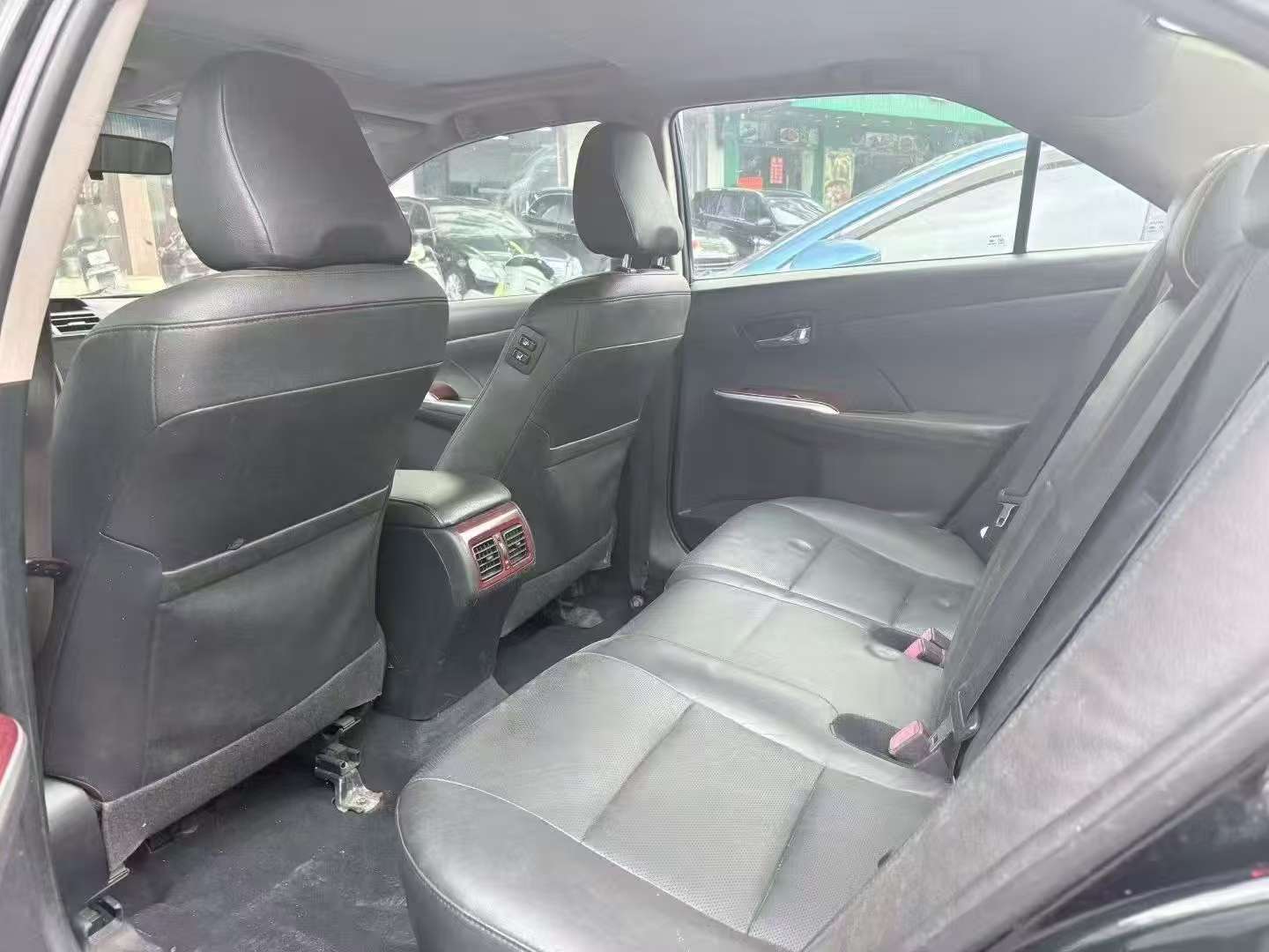 Toyota Camry 2.0G Comfort 7