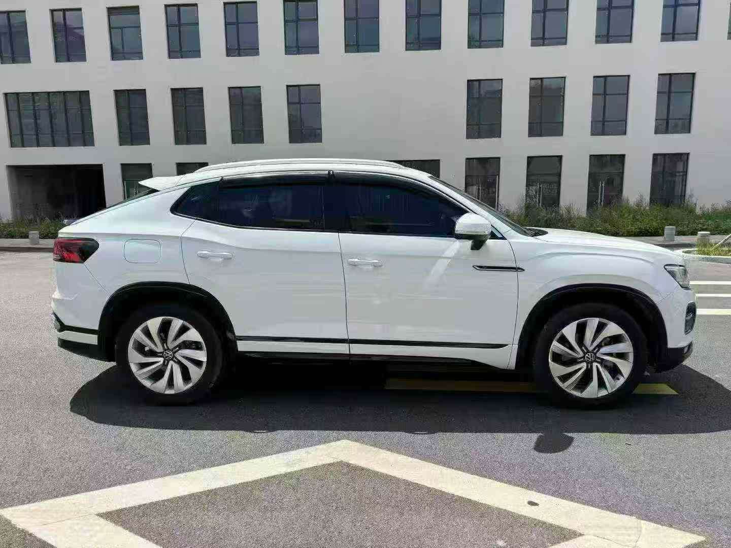 Volkswagen Tayron X 2022 330 Prestige 9