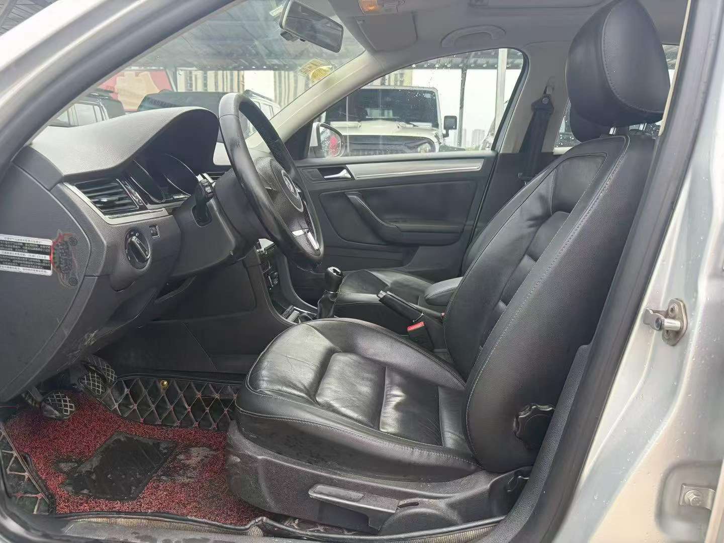 Volkswagen Bora 2013 1.6L Manual 4