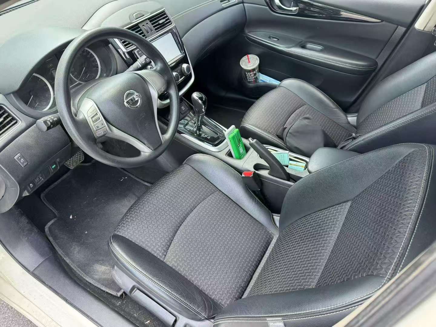 Nissan Tiida 1.6L Automatic Sunroof 4