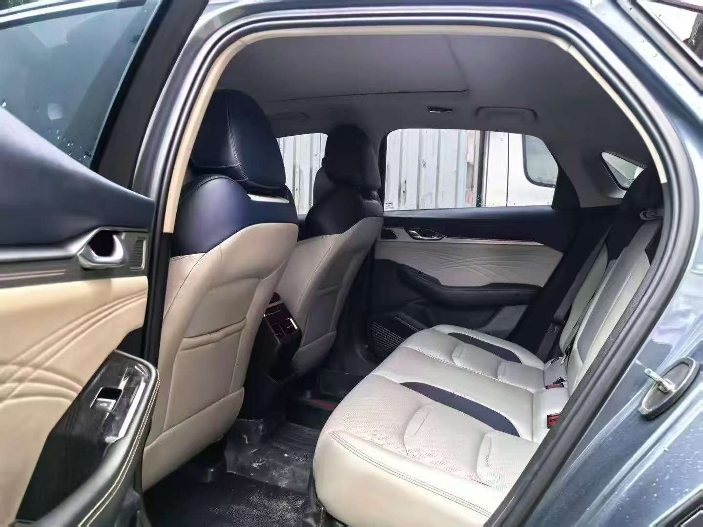 Geely Preface 2021 2.0TD Premium 5