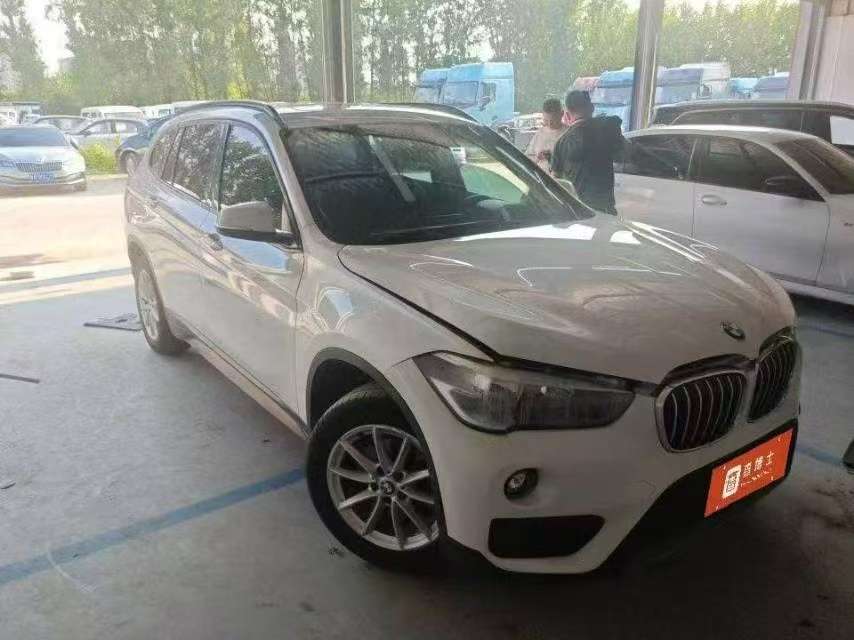 BMW X1 2016 sDrive18Li Style 2
