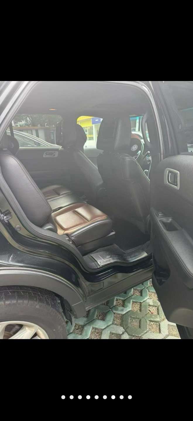Ford Explorer 3.5L 4WD 7-Seat Prestige Edition 7