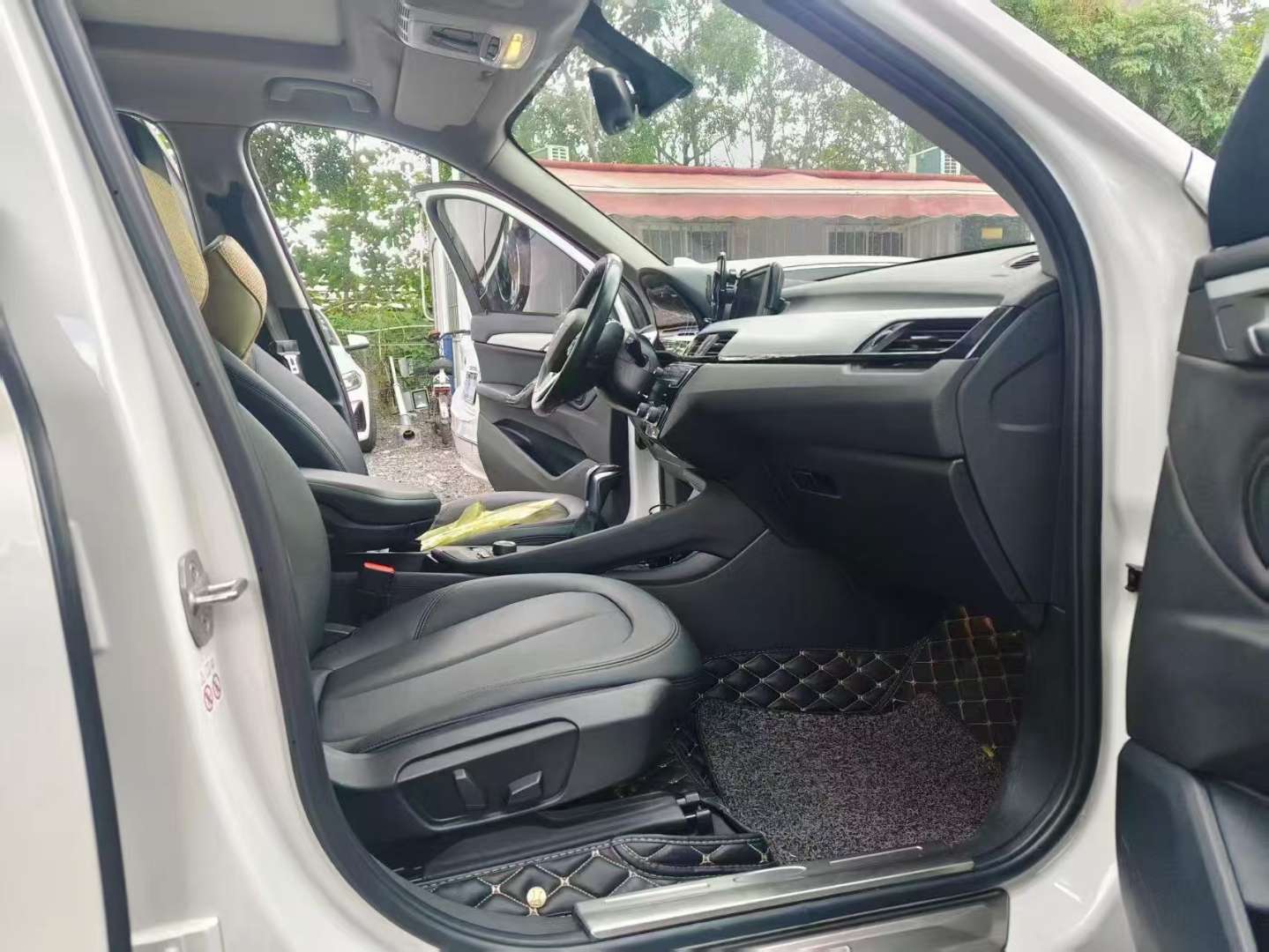 BMW X1 1.5T Style Edition 7