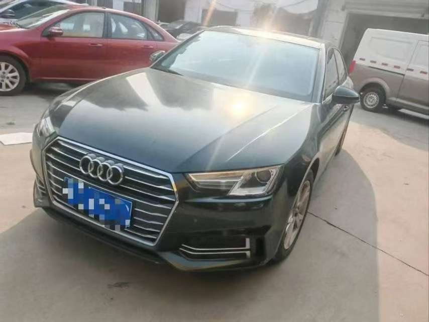 Audi A4L 2.0T 35TFSI Progressive Edition
