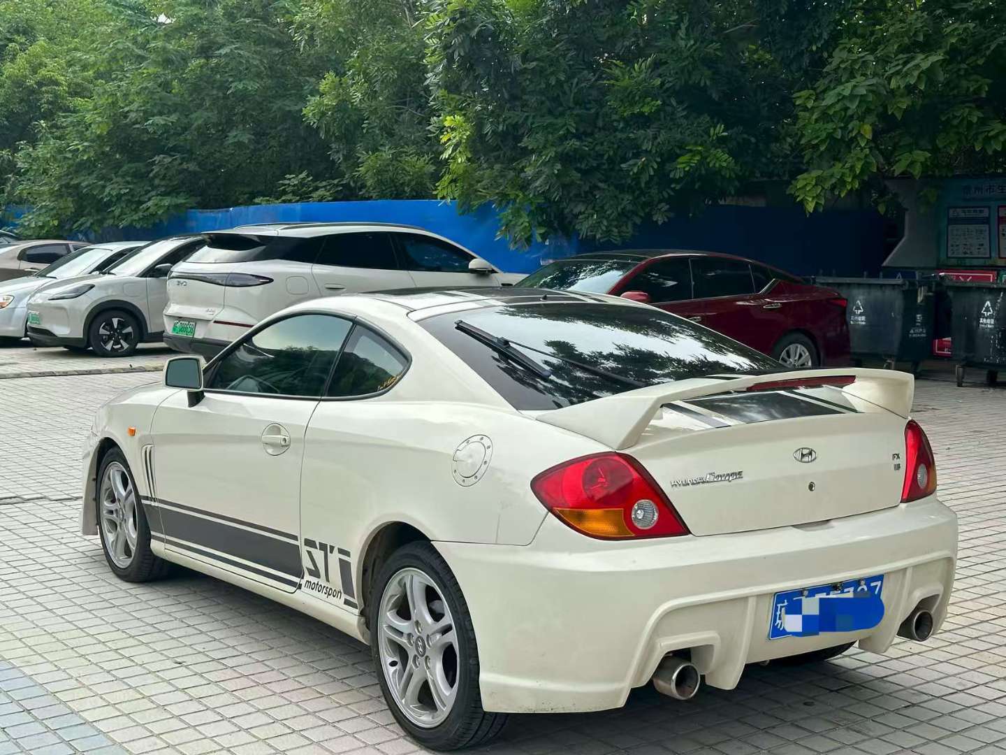 Hyundai Coupe Automatic 2.7 7