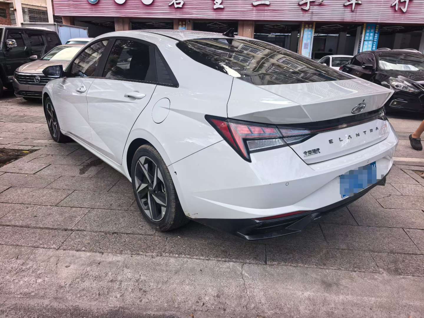 Hyundai Elantra 2021 1.5L Premium 6