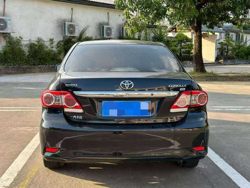Toyota Corolla 1.6L Manual 5