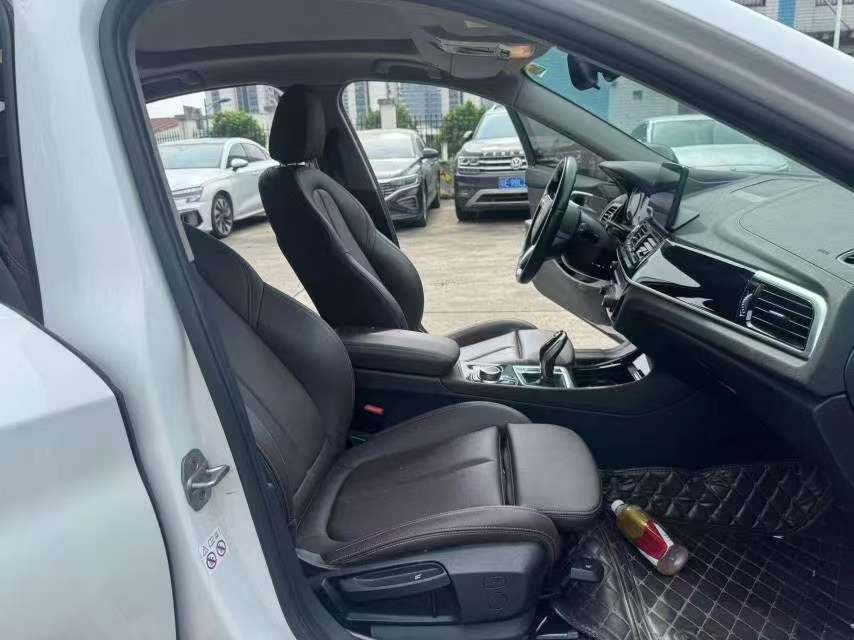 BMW 1 Series 1.5T M Sport Night Edition 8