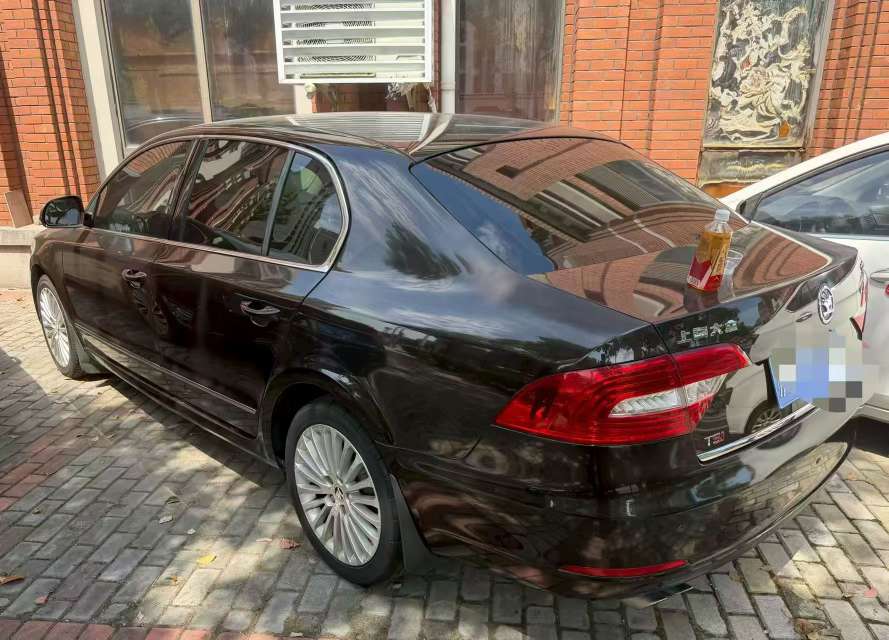 Skoda Superb 2014 1.8T 4