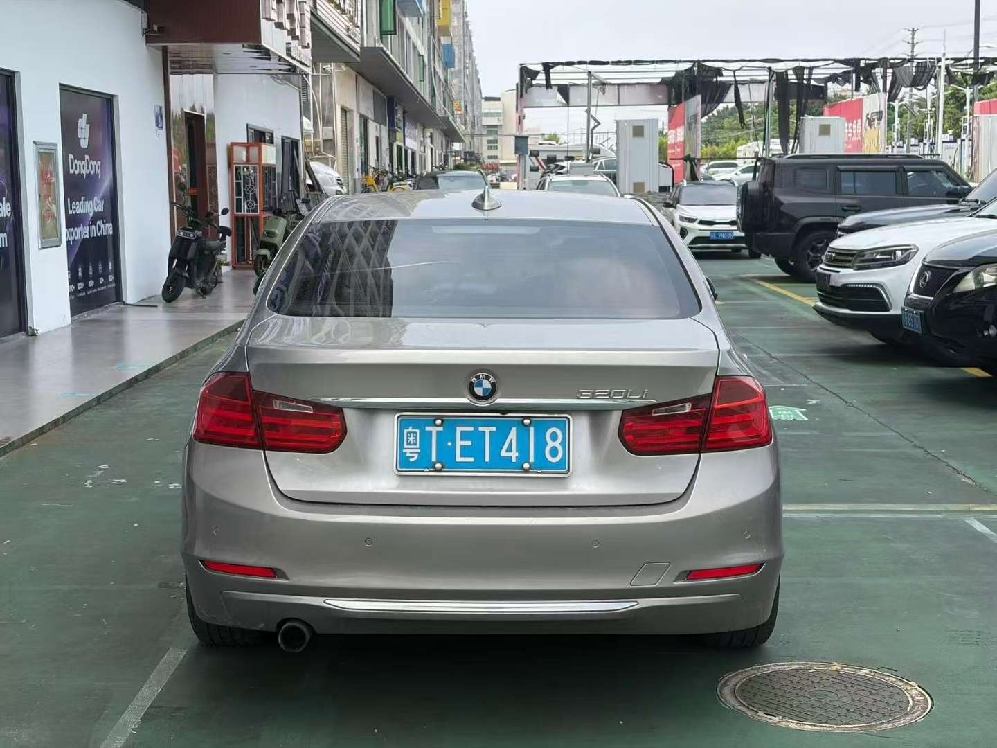 BMW 3 Series 320Li Luxury Design Package 3